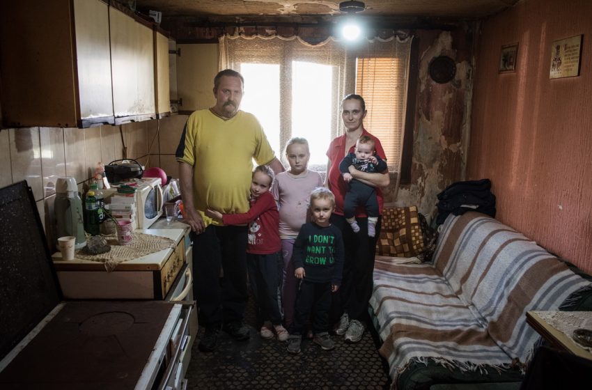 “The child was dying in my arms, we barely saved her!” – even though disabled, Dejan does not give up the fight for his children!